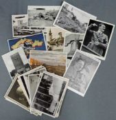 Circa 38 Postkarten und Ansichtskarten. Meist drittes Reich. Auch Propaganda und Zeppelin. Wird