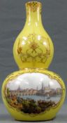 Gelbgrundige Vase, Kalebasse, Meissen. Canaletto Blick von Dresden. Höhe 18 cm. Porzellan. Yellow-