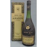 Noces D´Or A. Hardy Cognac. 40% 70cl. In original Karton. Noces D´Or A. Hardy Cognac. 40% 70cl.