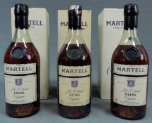 3 Flaschen MARTELL EXTRA COGNAC . In original Karton. 70cl. 43%. 3 bottles MARTELL EXTRA COGNAC.