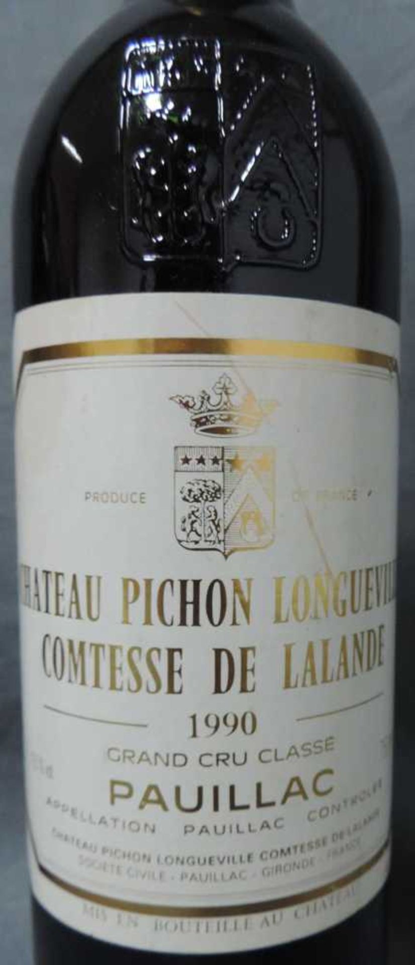 1990 Chateaux Pichon Longueville Comtesse de Lalande, Pauillac. Grand Cru Classé. Dazu 1983 - Image 2 of 4