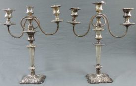 Ein Paar große Kerzenständer, versilbert. Bis 42 cm hoch. A pair of large candlesticks, silver