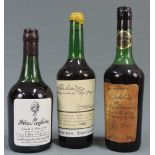 3 ganze Flaschen alter Calvados. Auch eine Age inconnu Montgommery. Unterschiedliche Volumeprozent