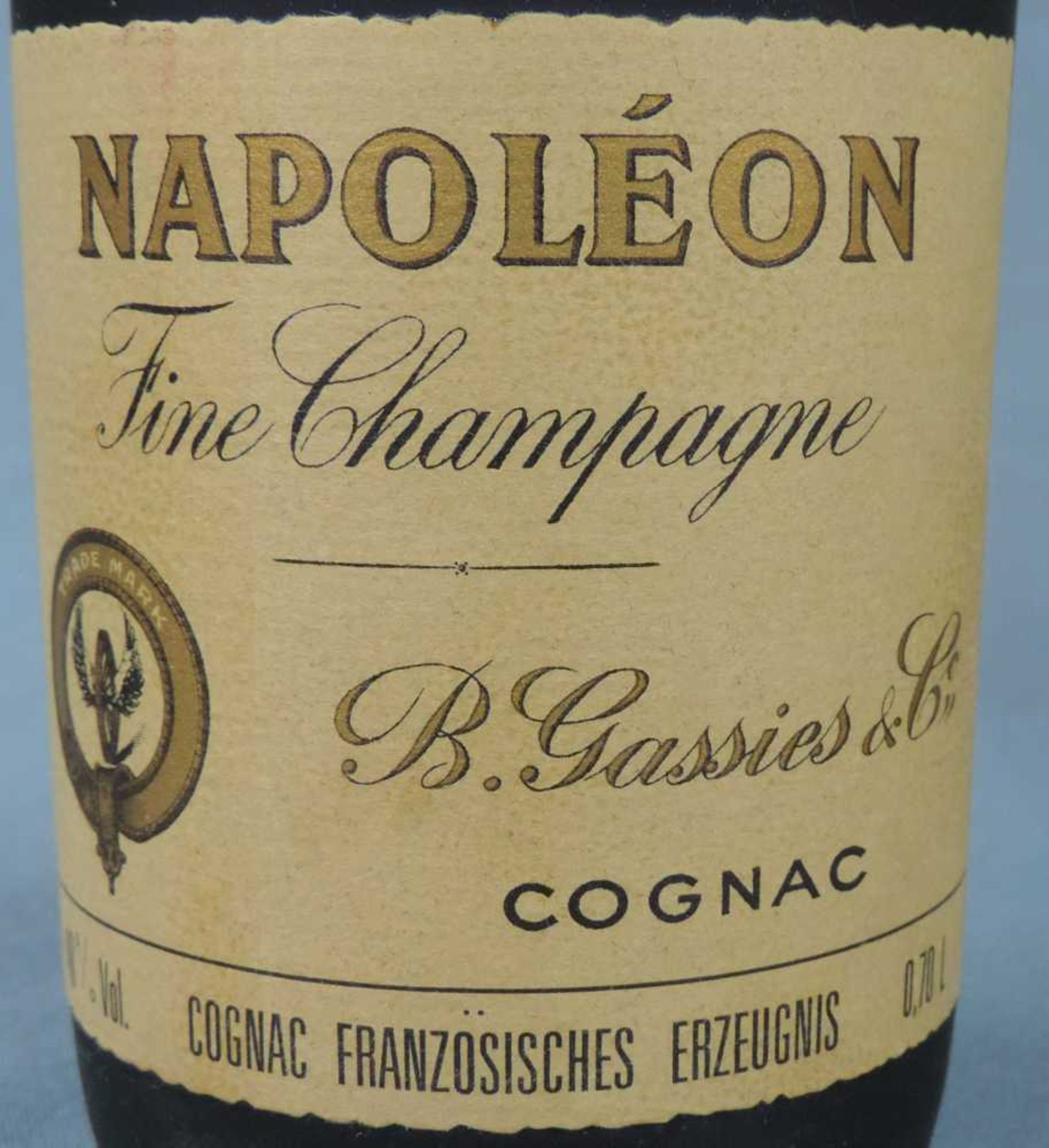 5 Flaschen Cognac. Hennessy; Menard; Seguinot; Exshaw; Napoléon. 3 in original Karton. 70cl, 40%. - Image 10 of 17