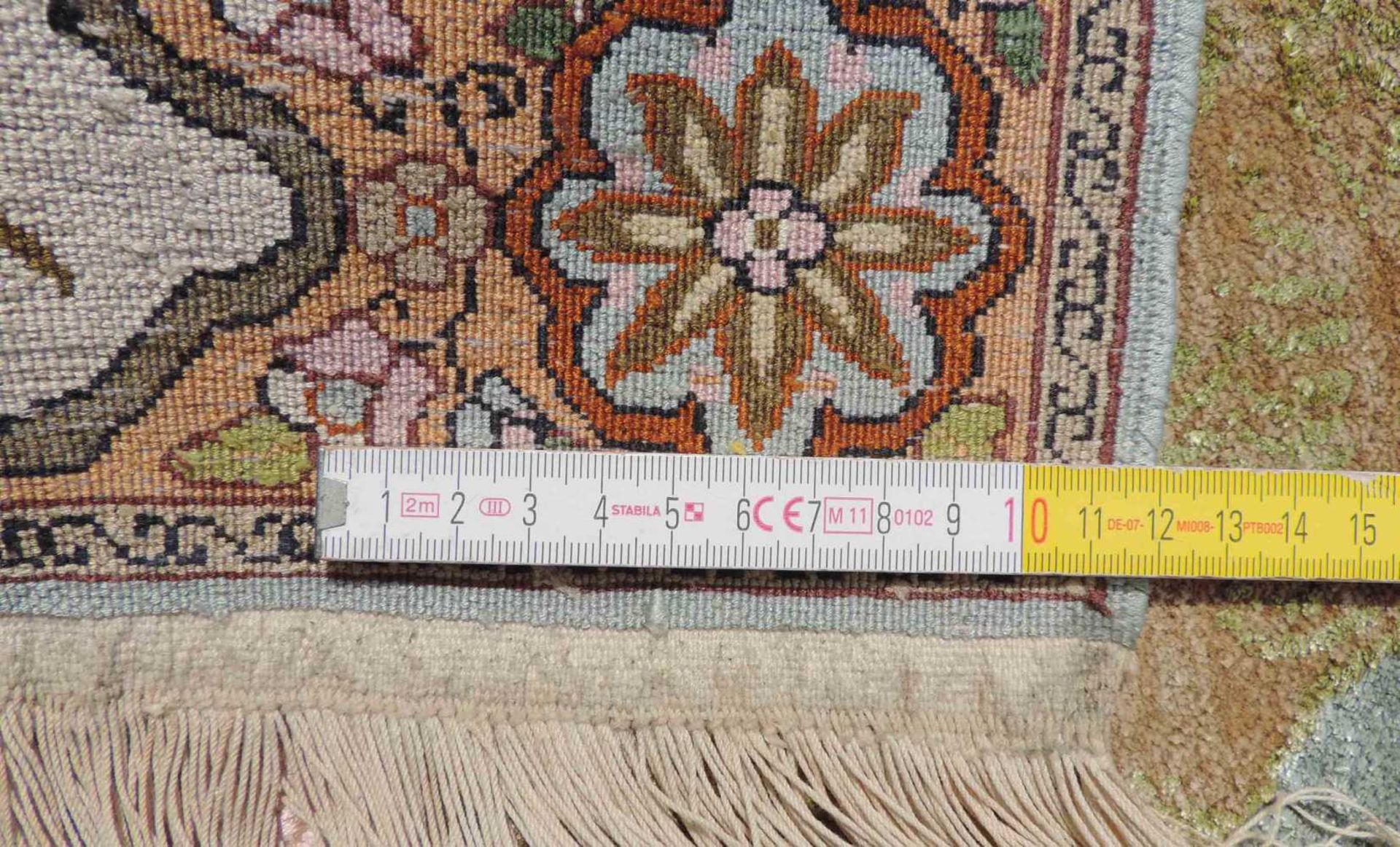 Feiner Bildteppich Seide. Kaschmir, Indien. 95 cm x 65 cm. Handgeknüpft. Flor reine Seide. Guter - Bild 7 aus 7