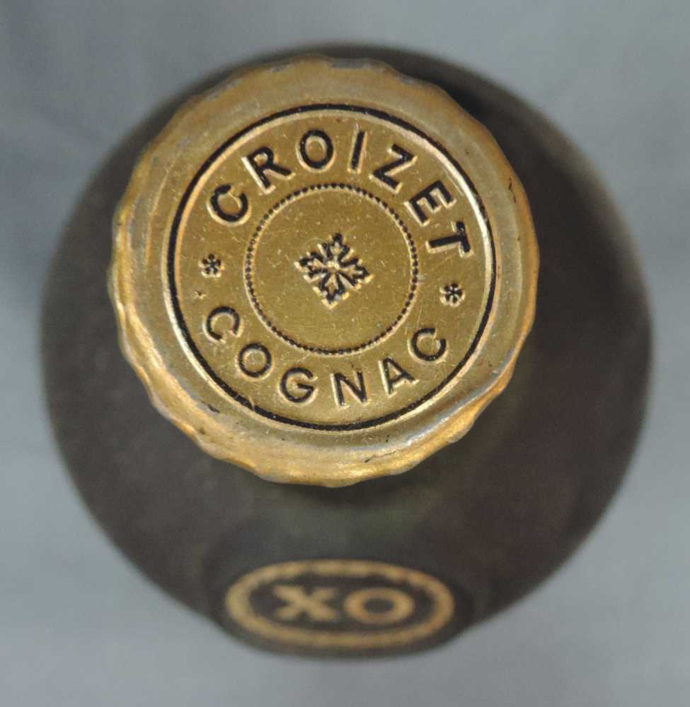 Croizet XO age inconnu Cognac. 70cl. 40%. Croizet XO age inconnu Cognac. 70cl. 40%. - Image 4 of 5