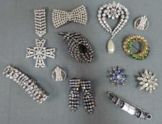 Konvolut Strass Modeschmuck. Um 1900 - 1930. Hochwertig. Convolute crystal glass fashion jewlery