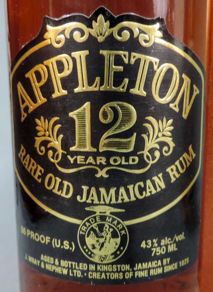 1 Appleton Jamaican Rum 12 years old, 2 Roner Apfel, 1 Korn. Insgesamt 4 ganze Flaschen. - Image 6 of 9