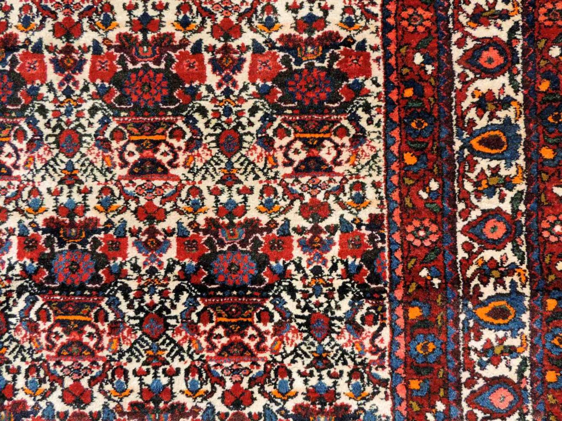 Bachtiar Teppich, Mustafi Muster. Iran, alt, um 1930. 212 cm x 155,5 cm. Handgeknüpft. Wolle auf - Bild 15 aus 15