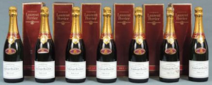 7 Flaschen Laurent - Perrier Brut - LP, Champagne, France. Champagner. Sekt Frankreich. Weiß. 6 im