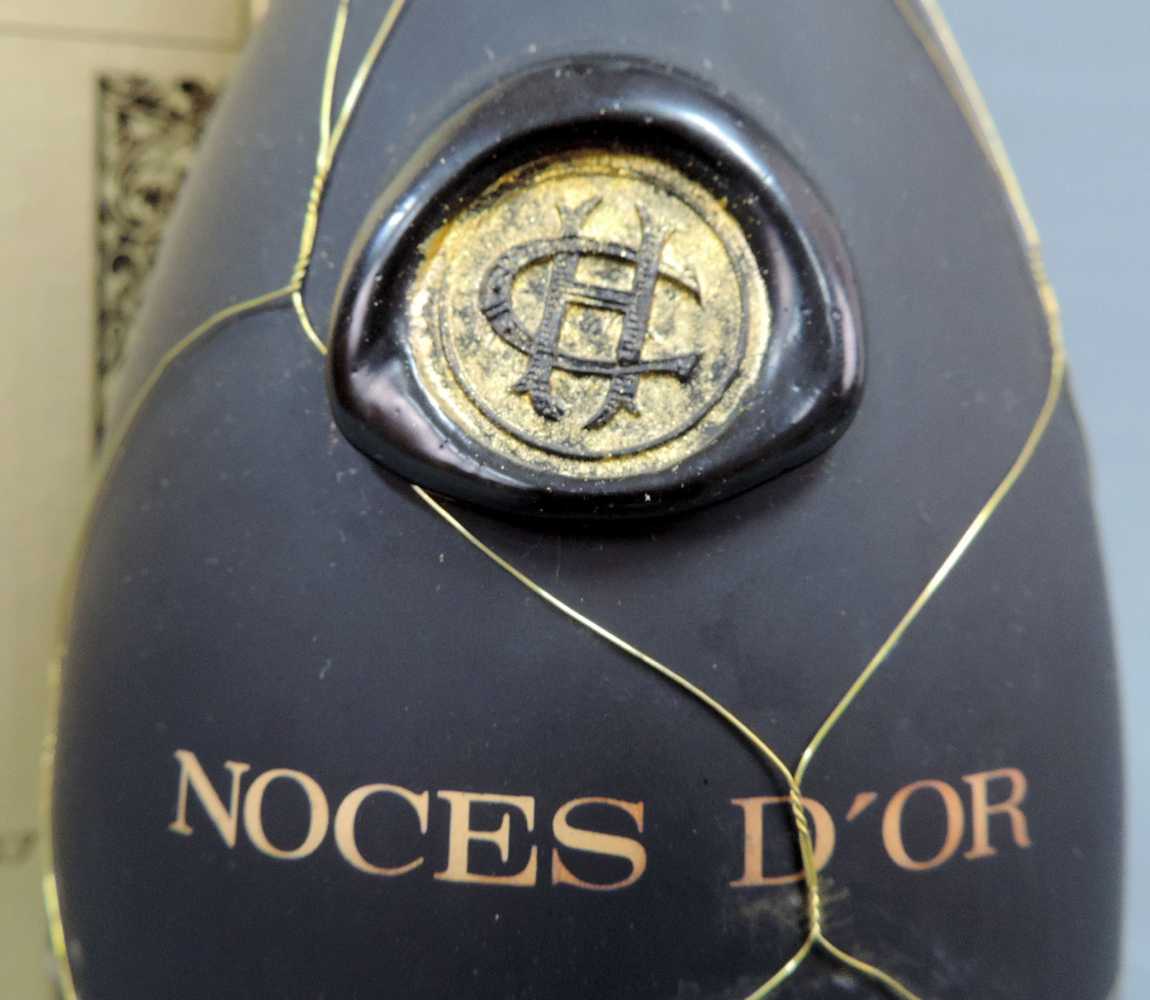 Noces D´Or A. Hardy Cognac. 40% 70cl. In original Karton. Noces D´Or A. Hardy Cognac. 40% 70cl. - Image 3 of 6