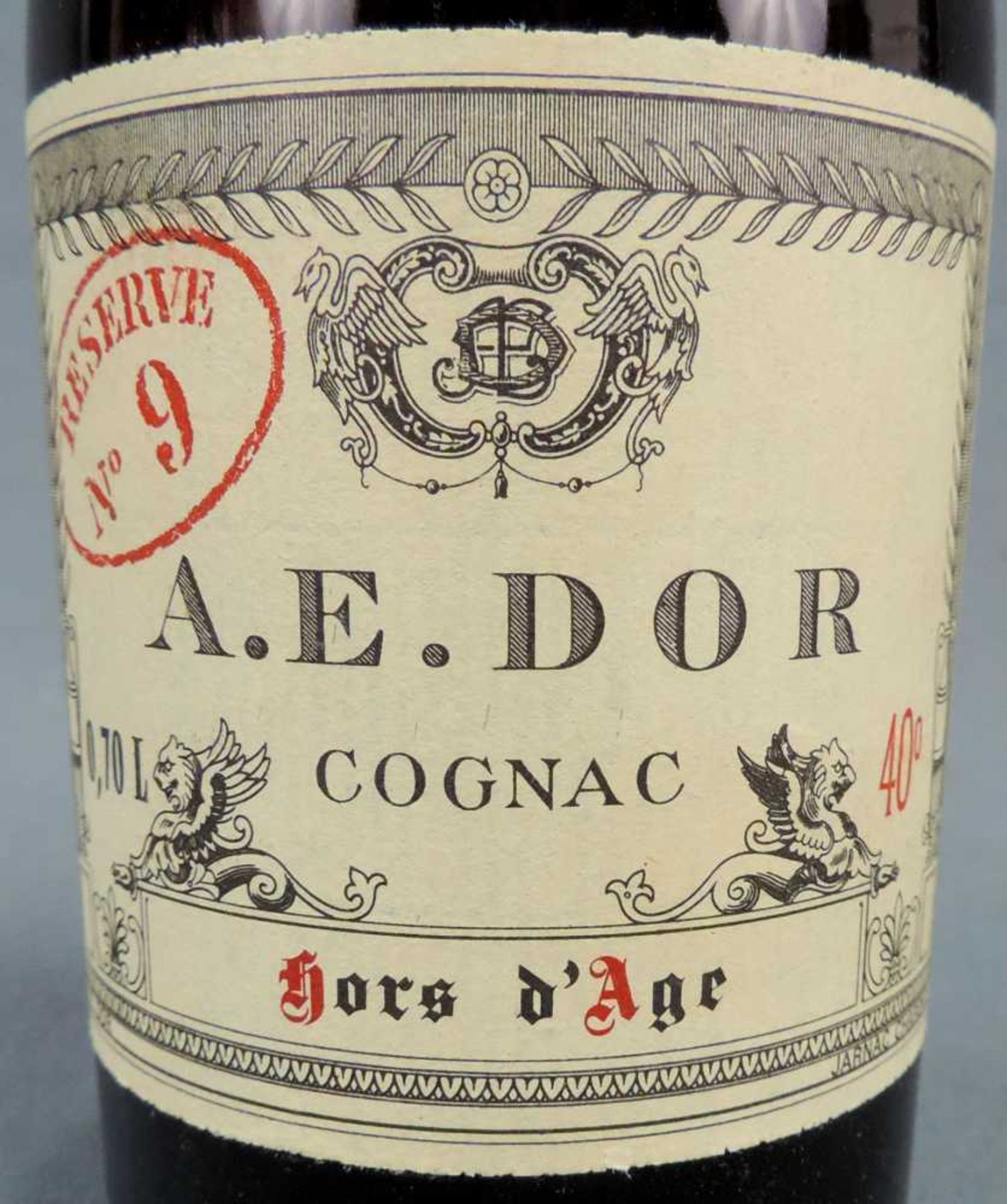 A.E. Dor Cognac Reserve N°9. 70cl. 40%. A.E. Dor Cognac Reserve N°9. 70cl. 40%. - Bild 2 aus 8
