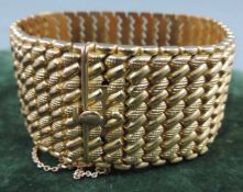 Damen - Armband, 750er Gelbgold. Gesamtgewicht 55,8 Gramm. Ladies - bracelet 750 yellow gold.