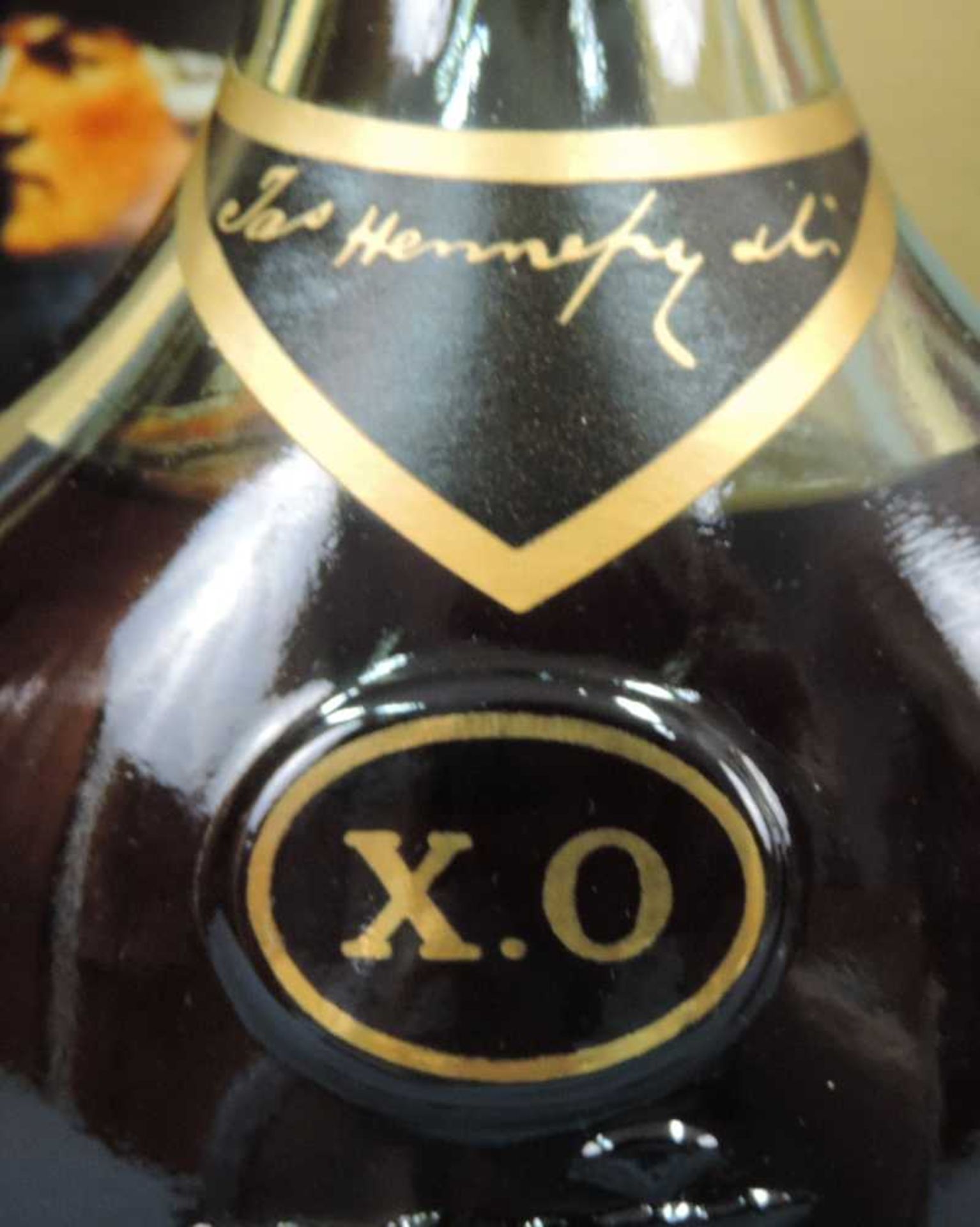 2 Flaschen 70cl. Hennessy Cognac X.O. 40%. In originalen Kartons. 2 bottles 70cl. Hennessy Cognac - Bild 3 aus 6