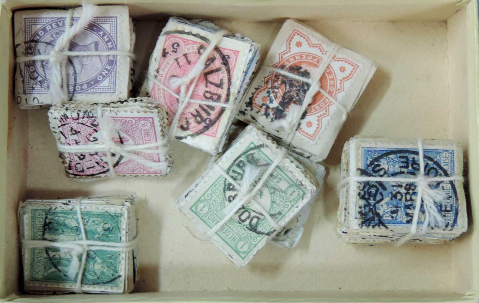 Briefmarken, Postkarten und Briefe, 19. und 20. Jahrhundert. Briefumschläge mit Werbeaufdrucken, - Bild 13 aus 17