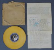 Schallplatte. Bericht eines Wehrmachtssoldaten aus Paris. Durchmesser 20 cm. Anbei eine