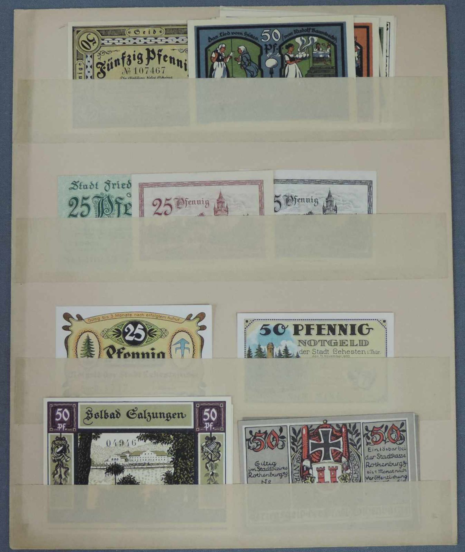 Mappe mit Notgeld. 37 cm x 26 cm die Mappe. Mappe mit Notgeld. 37 cm x 26 cm die Mappe. - Image 2 of 5