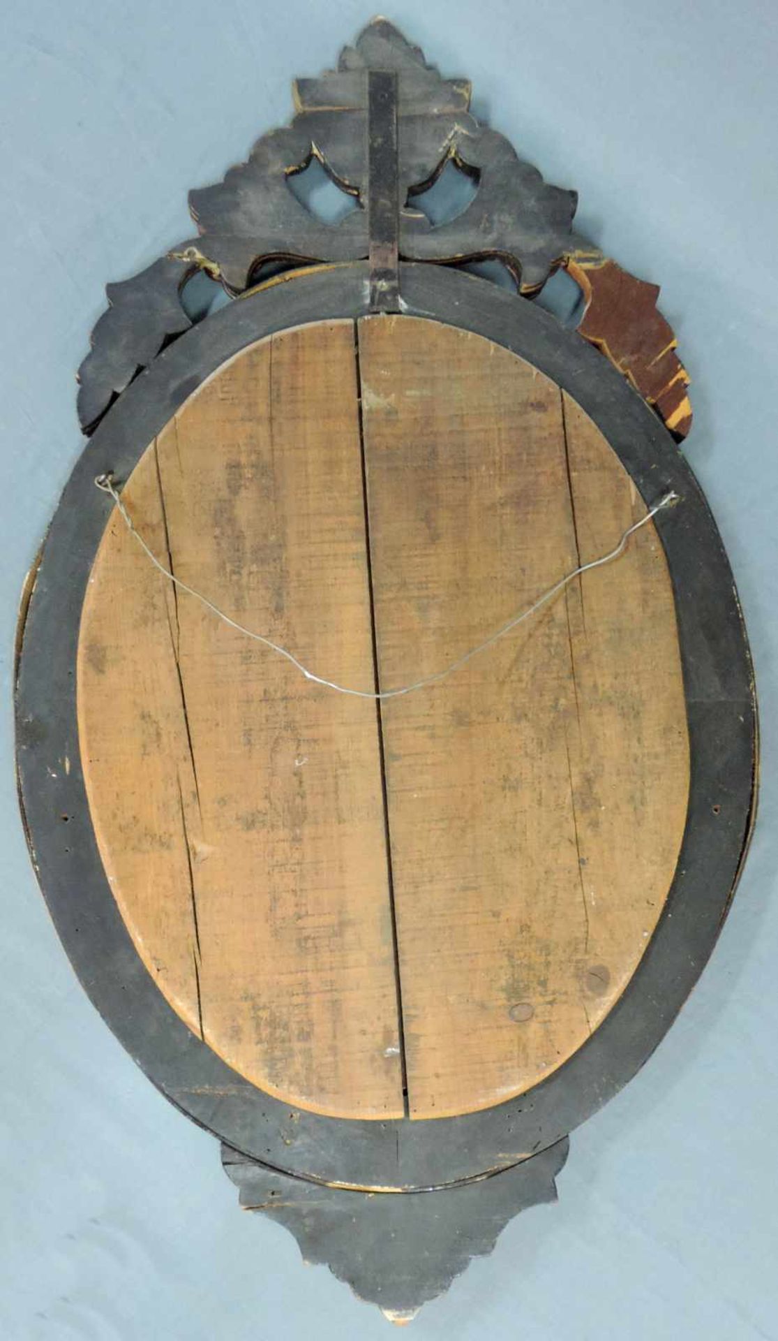 Venezianischer Spiegel. Wohl 19. Jahrhundert. 104 cm x 65 cm. Venetian Mirror. Proably 19th century. - Bild 8 aus 16