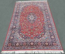 Keschan Meisterteppich, signiert. Iran. Feine Knüpfung. 322 cm x 216 cm. Handgeknüpft. Wolle auf