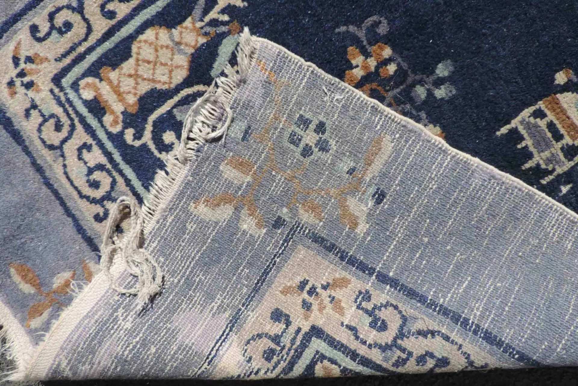 Pau Tou Teppich China, antik, Ende 19. Jahrhundert. 180 cm x 93 cm. Handgeknüpft. Wolle auf - Bild 7 aus 7