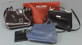 2 Picard Handtaschen und ein Staubbeutel. Mandarina Duck Handtasche. Joop Brustbeutel / Brieftasche.