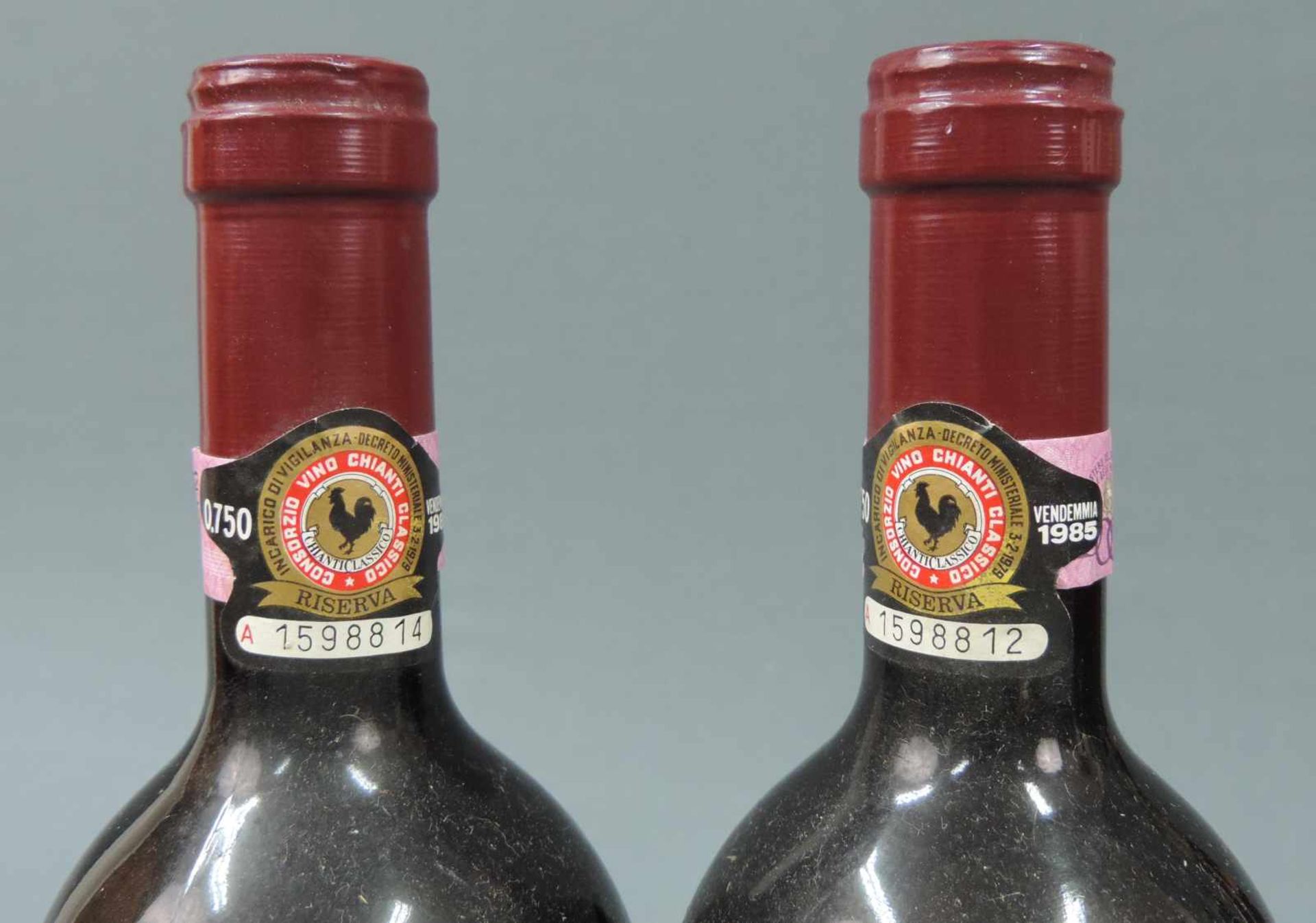 Konvolut Wein. 5 ganze Flaschen Weißwein. 2 ganze Flaschen und eine Magnum Rotwein. 1993 - Bild 11 aus 14