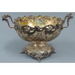 Fußschale. Um 1900. 800 Silber, Halbmond und Krone, WTB. 395 Gramm. Höhe circa 17 cm. Bowl silver