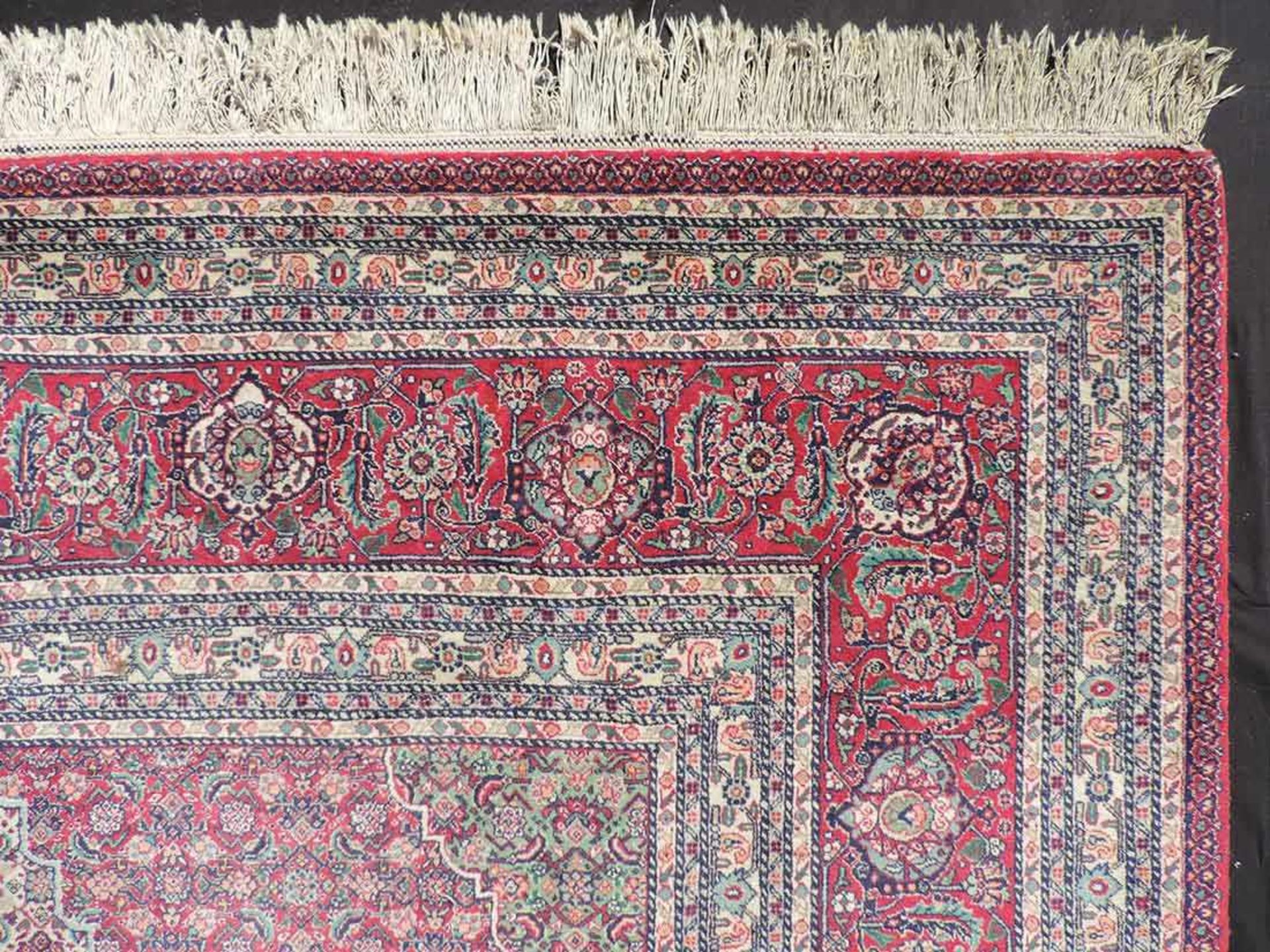 Täbris Mahi Teppich. Iran. Feine Knüpfung. 345 cm x 251 cm. Handgeknüpft in Persien. Wolle auf - Bild 7 aus 11