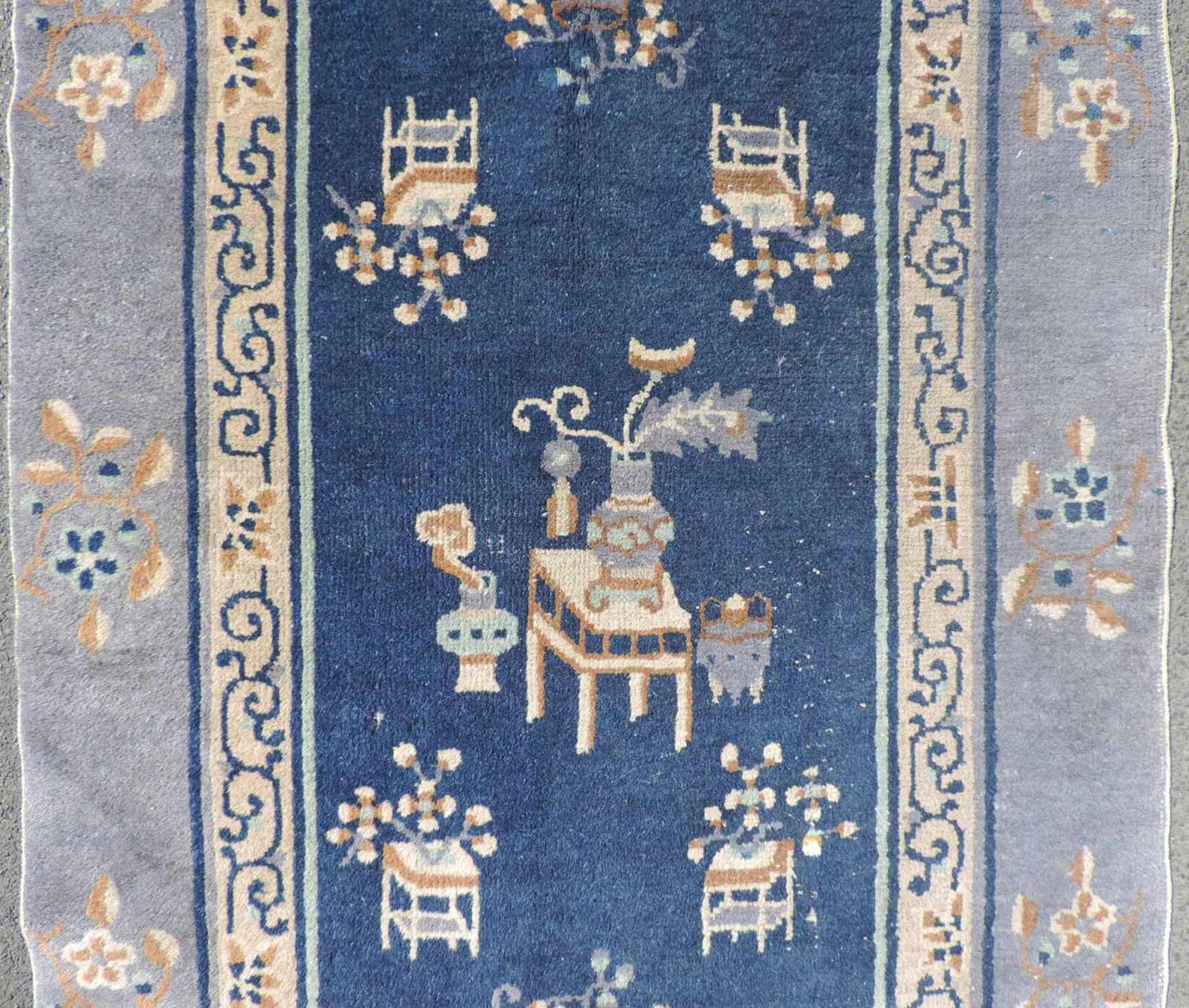 Pau Tou Teppich China, antik, Ende 19. Jahrhundert. 180 cm x 93 cm. Handgeknüpft. Wolle auf - Bild 3 aus 7