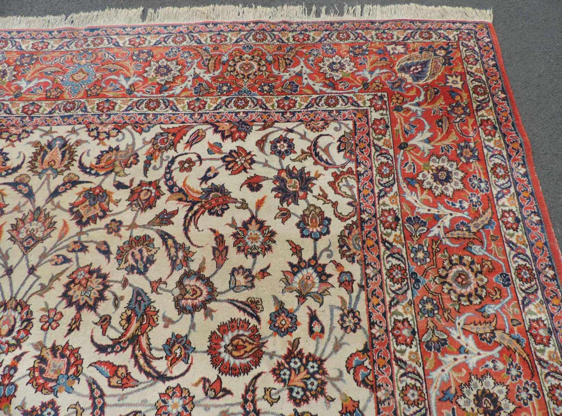 Isfahan "Nadjafabad" Teppich, feine Knüpfung. Iran. Ostpersien. 435 cm x 318 cm. Handgeknüpft. Wolle - Bild 5 aus 9