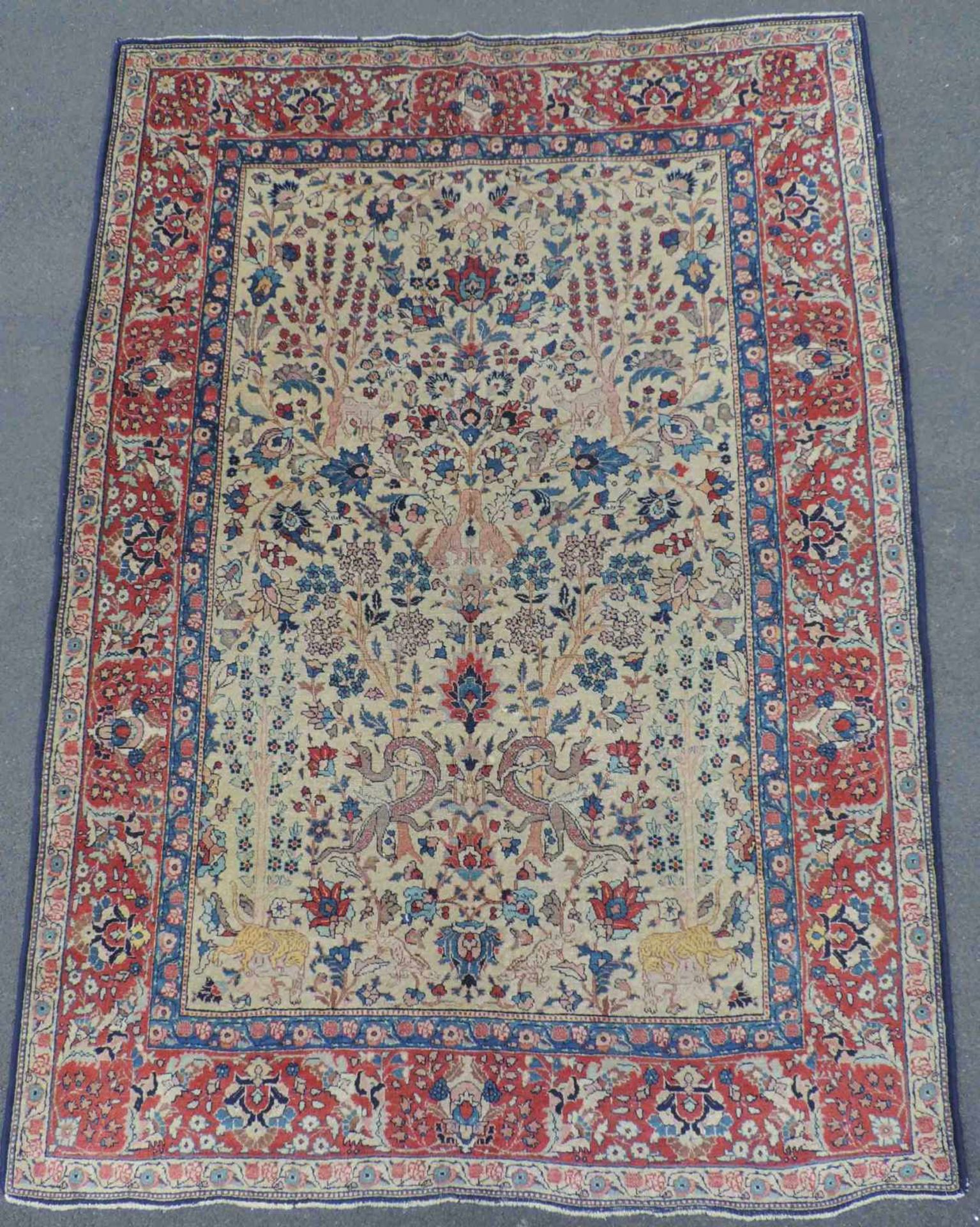 Täbriz Paradiesteppich. Iran, alt, um 1920. 198 cm x 140 cm. Handgeknüpft. Wolle auf Baumwolle.