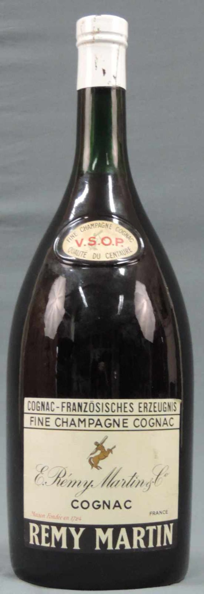 E. Remy Martin & Co Fine Champagne Cognac VSOP Qualité du Centaure. Grand format. Inhalt circa 5