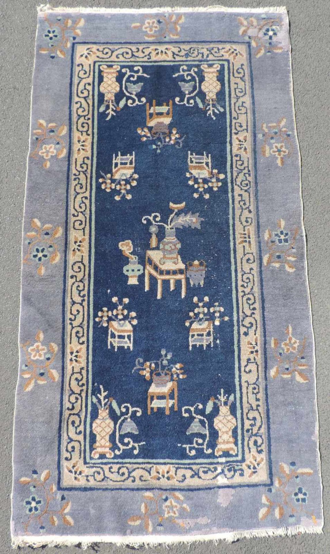 Pau Tou Teppich China, antik, Ende 19. Jahrhundert. 180 cm x 93 cm. Handgeknüpft. Wolle auf
