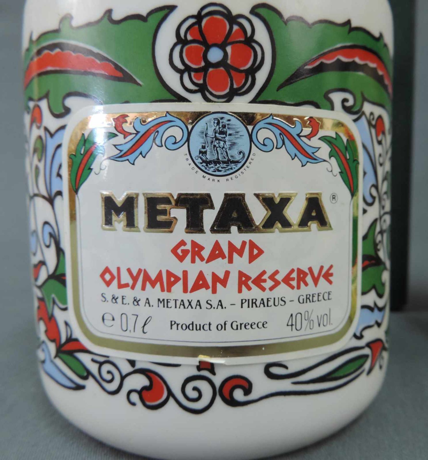 Metaxa Grand Olympian Reserve, Keramikflasche um 1980? 70 cl 40%. Dazu 2 Flaschen Centerba 72 - Bild 2 aus 5