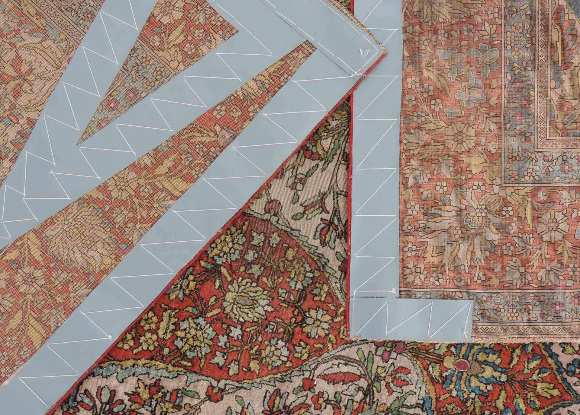 Keschan "Motascham" Orientteppich. Seide. Iran. Antik, um 1910. 205 cm x 133 cm. Handgeknüpft. Seide - Bild 5 aus 6