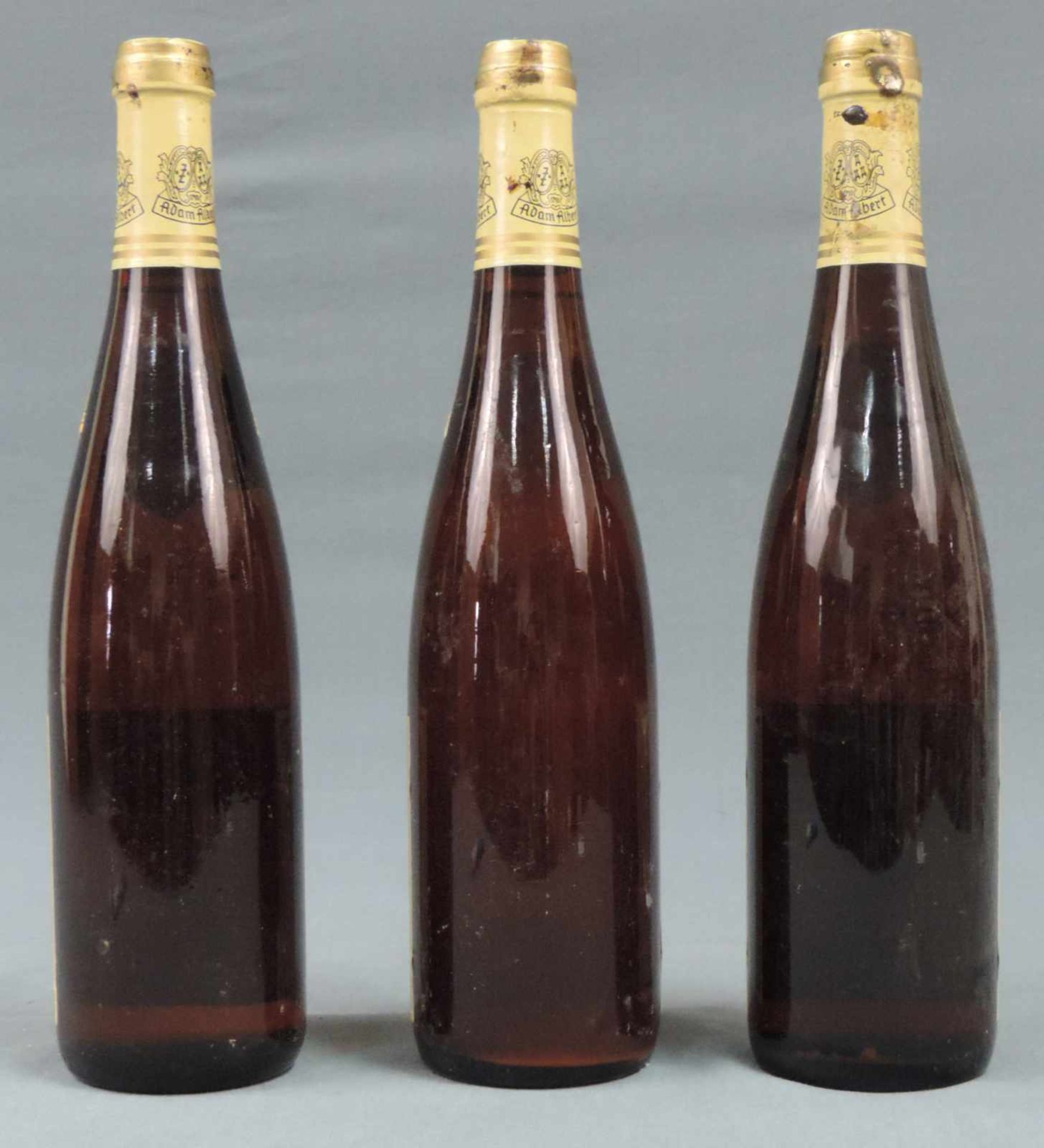 2 x 1967 Trockenbeerenauslese. 1959 Beerenauslese. Jeweils ganze Flaschen Riesling 0,7 Liter. - Bild 2 aus 8