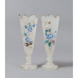 PAIR OF VASES IN OPALINE, LATE 19TH CENTURY

painted with flower blossom.

h. cm. 25.