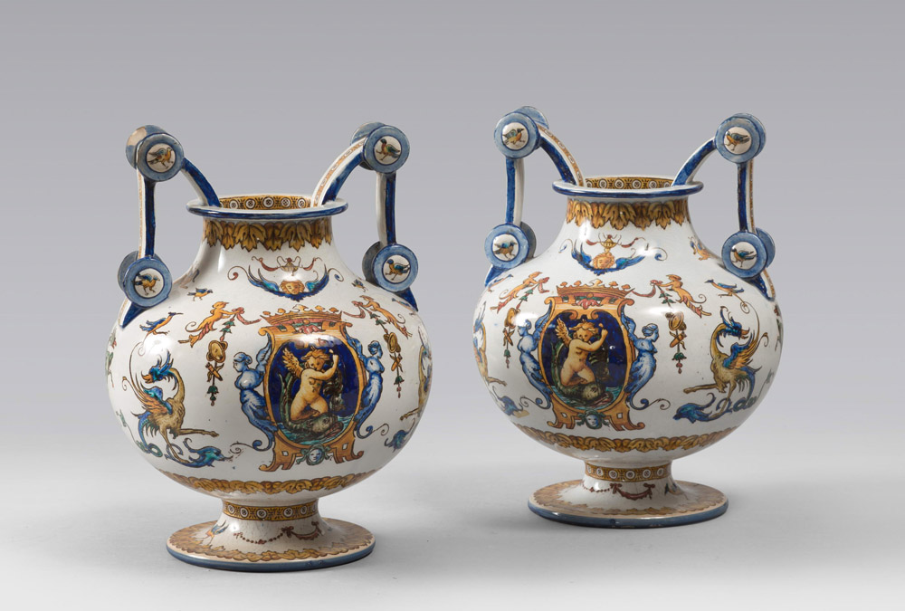 PAIR OF VASES IN  MAIOLICA, PROBABLY DERUTA LATE 19TH CENTURY

glazing in white and polychrome.