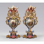 FINE PAIR OF VASES IN PORCELAIN, FRANCE PERIOD OF LUIGI FILIPPO

polychrome glazing, painted with