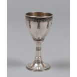 JEWISH CUP IN SILVER, HALLMARK STERLING, 20TH CENTURY

Size cm. 15 x 18, weight gr. 96.