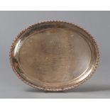 SILVER TRAY, 20th CENTURY 
with rolled border.
Size cm. 30 x 24, weight. 444.