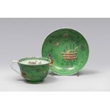 CUP AND SAUCER IN PORCELAIN, LATE 19TH CENTURY

entirely green base with polychrome design. 

Size