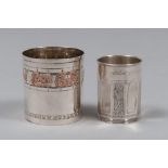 COCA-COLA GLASS AND ARABO CUP IN SILVER, 20TH CENTURY

Largest size cm. 9 x 10.

Overall weight