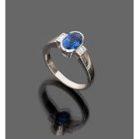 LOVELY RING

in white gold 18 kt., with central sapphire and baguette cut diamonds.

Sapphire ct.