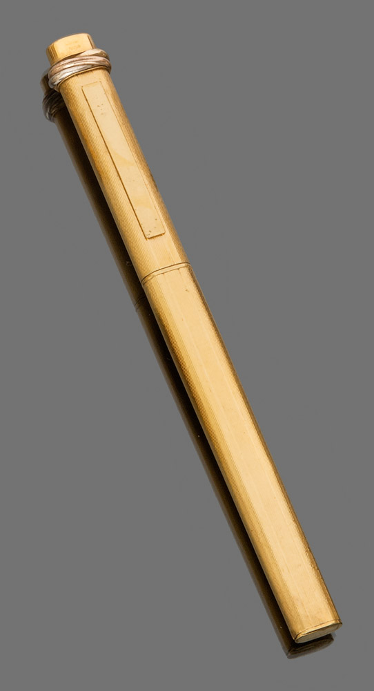 CARTIER PEN

placqued in yellow gold 18 kt.

Length cm. 13,4.