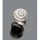 RING

in white gold 18 kt., with black diamonds and white diamonds set in pavè.

Diamonds ct. 1.20