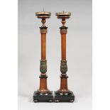 PAIR OF LARGE CANDLESTICKS IN WALNUT, 19TH CENTURY

column shafts, cased with green lacquered