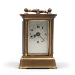 CAPPUCCINA CLOCK IN BRASS, EARLY 20TH CENTURY

face with Arabic numerals.

Size cm. 8 x 5 x 4.