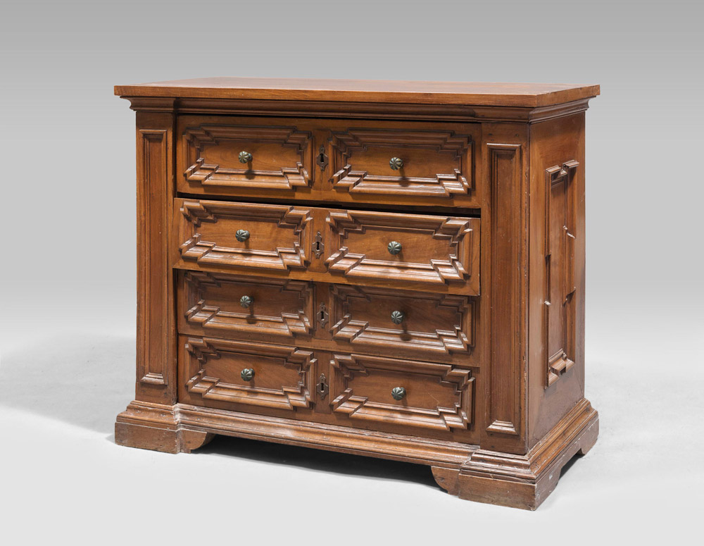 FINE DRESSER IN WALNUT, EMILIA, ELEMENTS OF THE 18TH CENTURY

with rectangular top and four drawers,