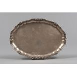 SMALL SILVER TRAY, ITALY FIRST HALF 20TH CENTURY oval shape, lobed border with plant motifs.